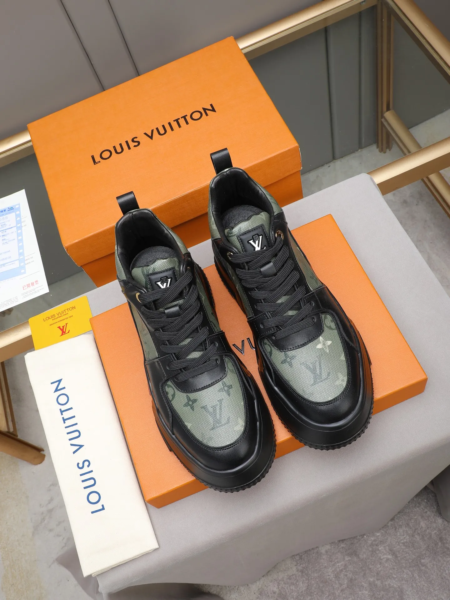 PP460 High Top Men's [LV] Autumn and winter high top classic hot style💝 👣👣Perfect last shape, beautiful design style 💋 💋This winter is no longer cold😢😢Cow leather➕LV special material➕Breathable sheep lining➕Non-slip and wear-resistant foam air cushion outsole🎩A must-have for fashionable men❗Number: 38-44 (45 custom-made) The real thing looks better🎬The real thing looks better👅, 5 colors to choose from